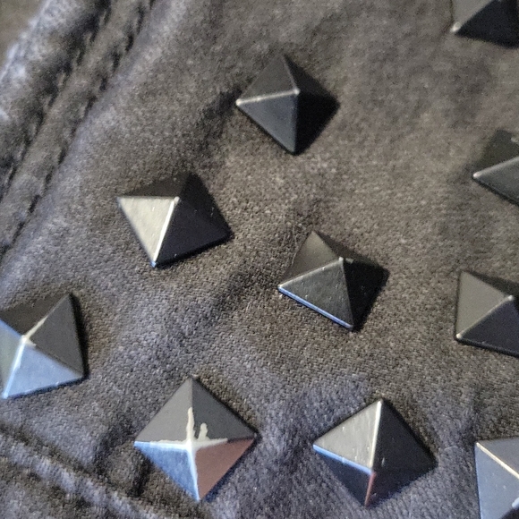 Garage Black High Rise Jeans with Studs - Picture 4 of 10